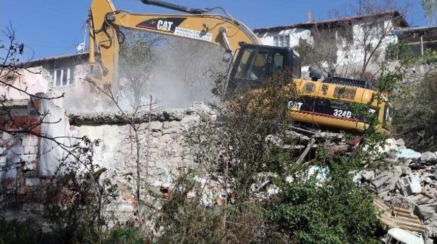 Tinerci Yuvalarına M&uuml;dahale