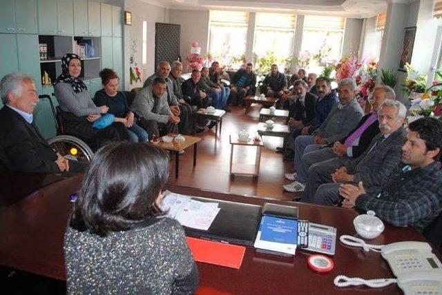 Hdp’den Eş Başkanlara Ziyaret