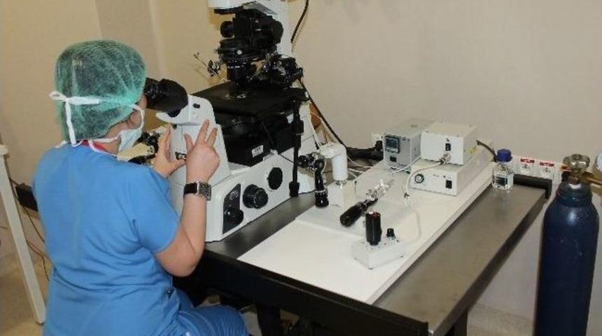 Spermi G&ouml;r&uuml;nmeyenler De &Ccedil;ocuk Sahibi Olabiliyor