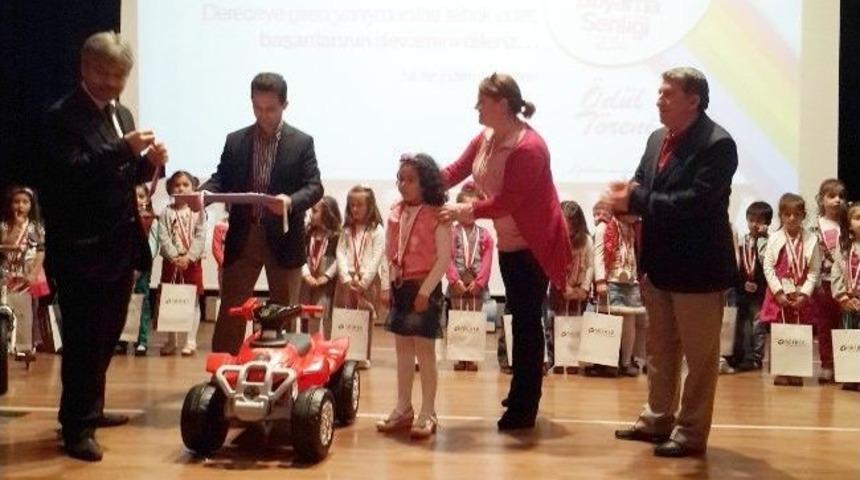 Mudanyalı Minik Ressam Araba Kazandı