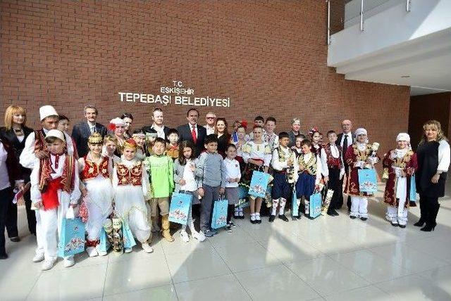 Dünya Çocukları Tepebaşı Belediyesi’nde