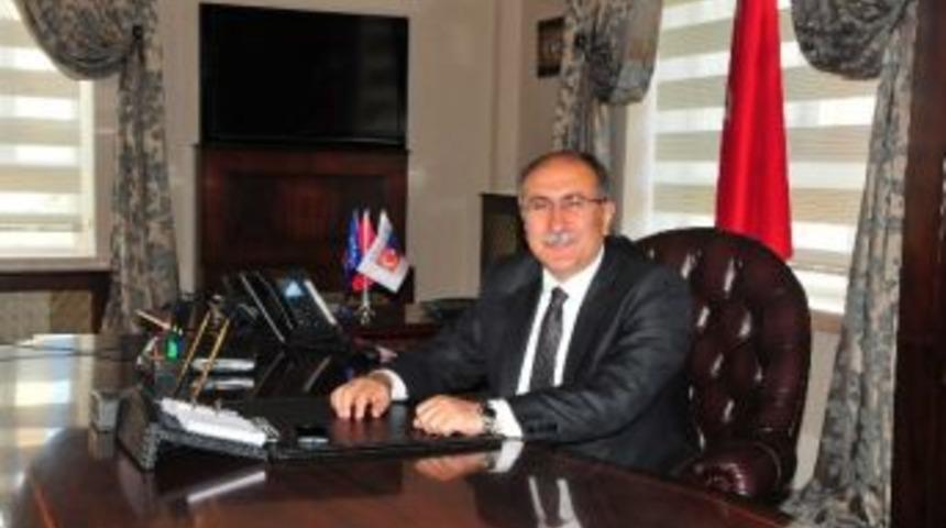 Manisa Valisi Savaş’tan Ulusal Egemenlik Ve Çocuk Bayramı Kutlama Mesajı