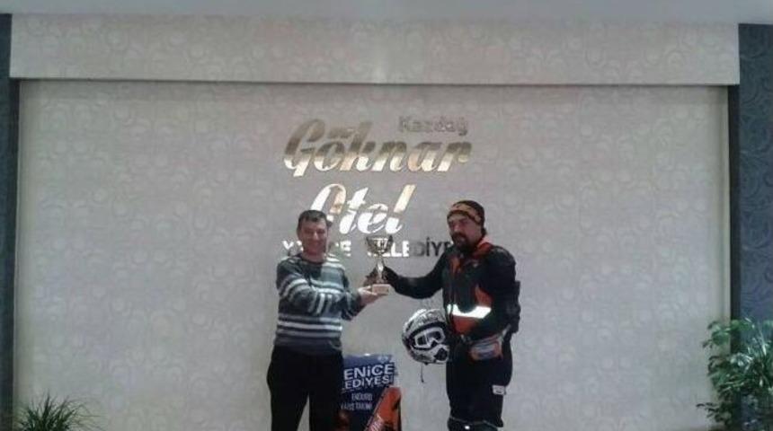 Yenice&rsquo;li Motosiklet Sporcusu Kupayla D&ouml;nd&uuml;