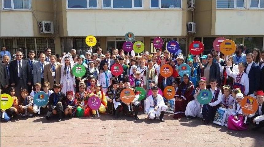 23 Nisan &Ccedil;ocukları Kocaeli Valisini Ziyaret Etti