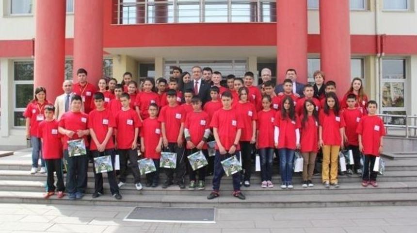 Kızılay&rsquo;dan &ldquo;k&uuml;&ccedil;&uuml;k Y&uuml;reklerde B&uuml;y&uuml;k G&uuml;l&uuml;şler&rsquo;&rsquo;