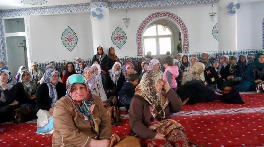 Yenipazar Kız Kur&rsquo;an Kursunda Kutlu Doğum Programı