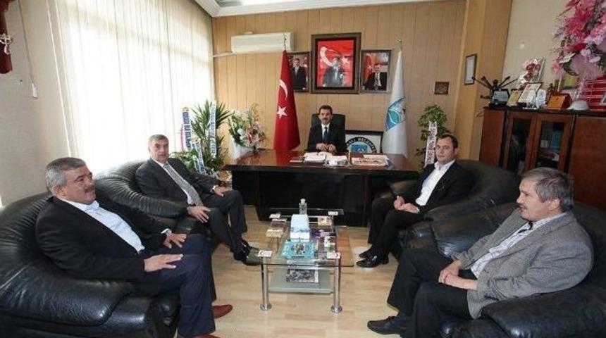 Başkan To&ccedil;oğlu Şehrin Kuzey B&ouml;lgesinde Bir Dizi Ziyaretlerde Bulundu