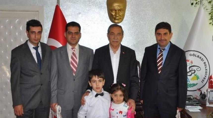 Başkan &Ouml;zdemir, Koltuğunu K&uuml;&ccedil;&uuml;k Başkanlara Devretti