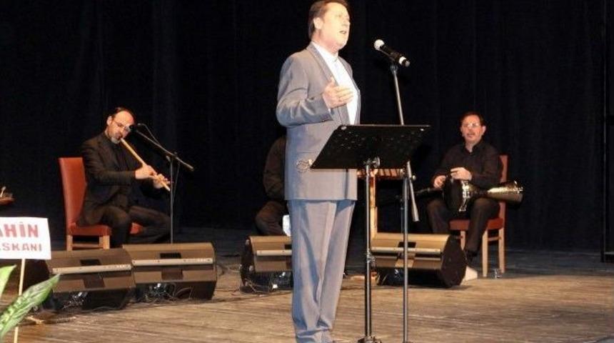 Sivas Belediyesi&rsquo;nden Ahmet &Ouml;zhan Konseri