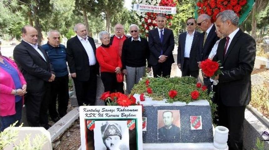 Kaf-kaf&rsquo;ın Efsane İsmi Z&uuml;ht&uuml; Işıl Kabri Başında Anıldı