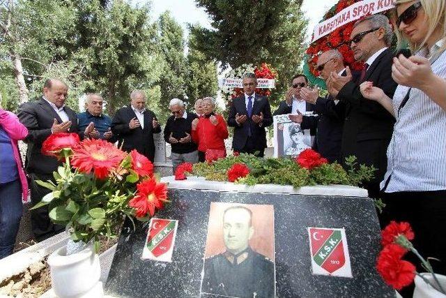 Kaf-kaf&rsquo;ın Efsane İsmi Z&uuml;ht&uuml; Işıl Kabri Başında Anıldı 3