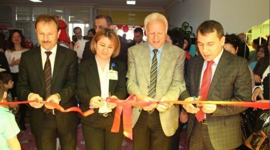 Minik &Ouml;ğrencilerden 23 Nisan Sergisi