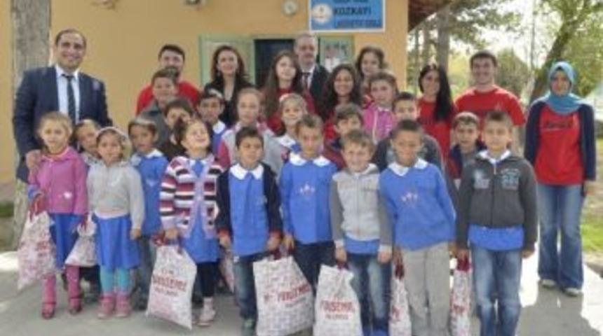 Esog&uuml; Mezunlar Derneği&rsquo;nden &Ccedil;ocuklara Anlamlı Yardım