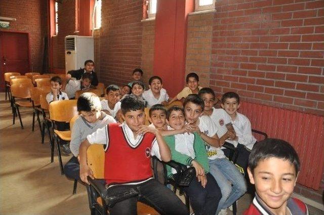 Silopi’de Öğrencilere Obezite Ve Sağlıklı Beslenme Semineri