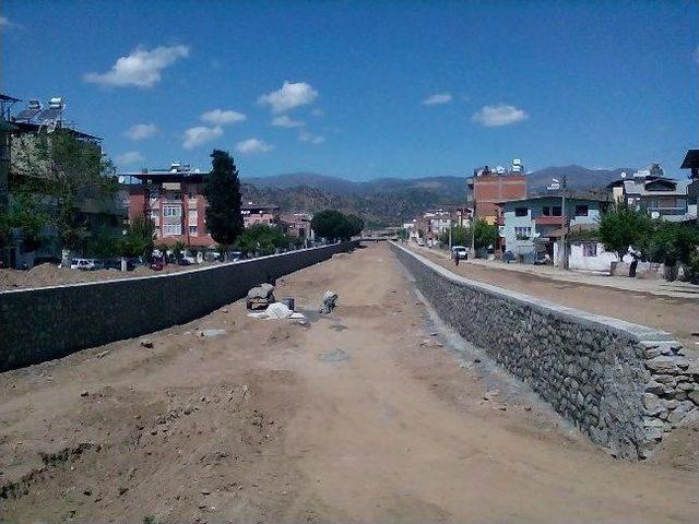 Derek&ouml;y Deresi Islah &Ccedil;alışmasında Sona Geliniyor 2