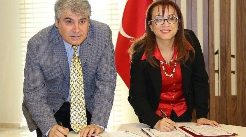 Nevşehir Hacı Bektaş Veli &Uuml;niversitesi İle Milli Eğitim M&uuml;d&uuml;rl&uuml;ğ&uuml; Arasında İşbirliği Protokol&uuml; İmzalandı