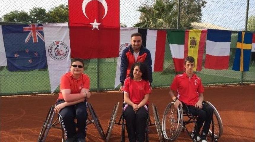 T&uuml;rkiye Open 2014 Tenis Turnuvasında Madalya Sevinci