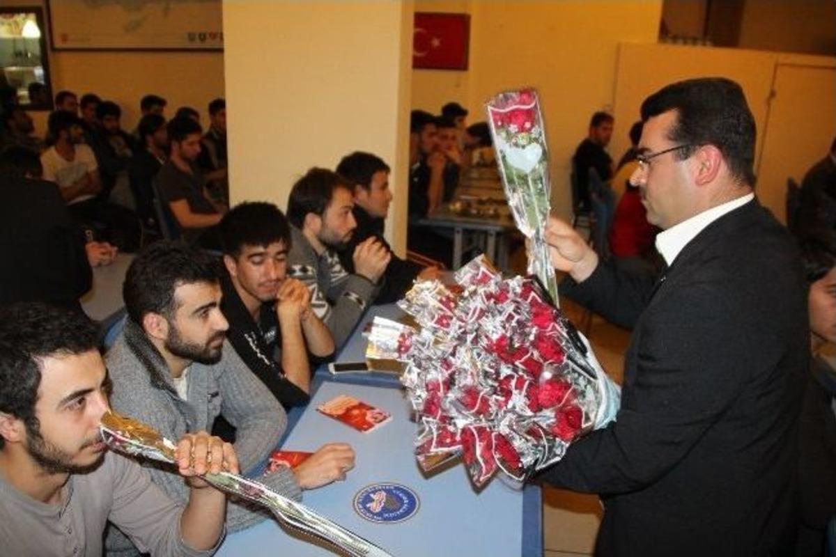 Yurt&rsquo;ta Kutlu Doğum Coşkusu