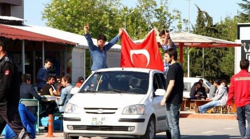 Om&uuml;'de Gerginlik: 47 G&ouml;zaltı
