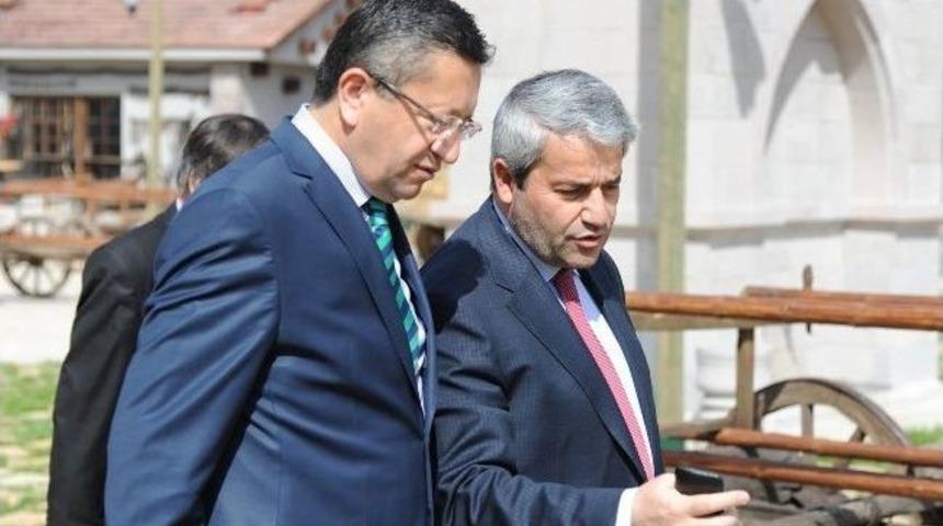 Nihat Erg&uuml;n&rsquo;den &ldquo;altın K&ouml;y&rdquo; Ziyareti