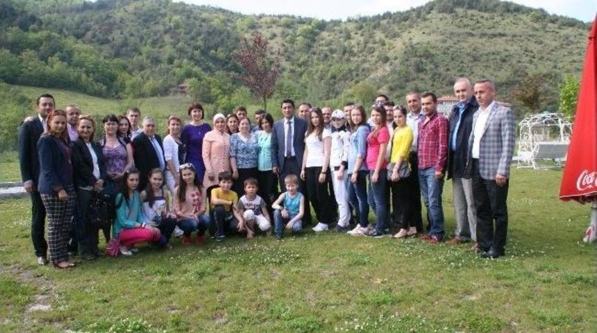 Tatar &Ouml;ğrenciler Devrek'te Ağırlandı