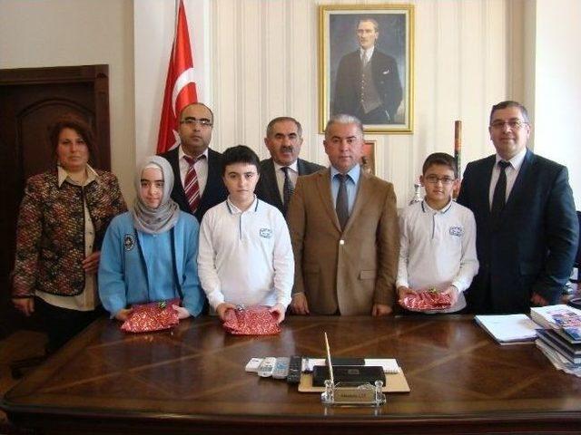 Minikler Makamları Doldurdu 1