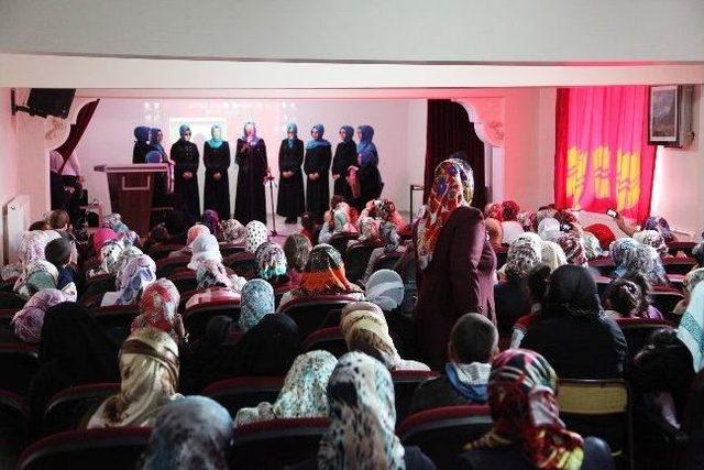 Ahlat&rsquo;ta Kutlu Doğum Etkinliği 1