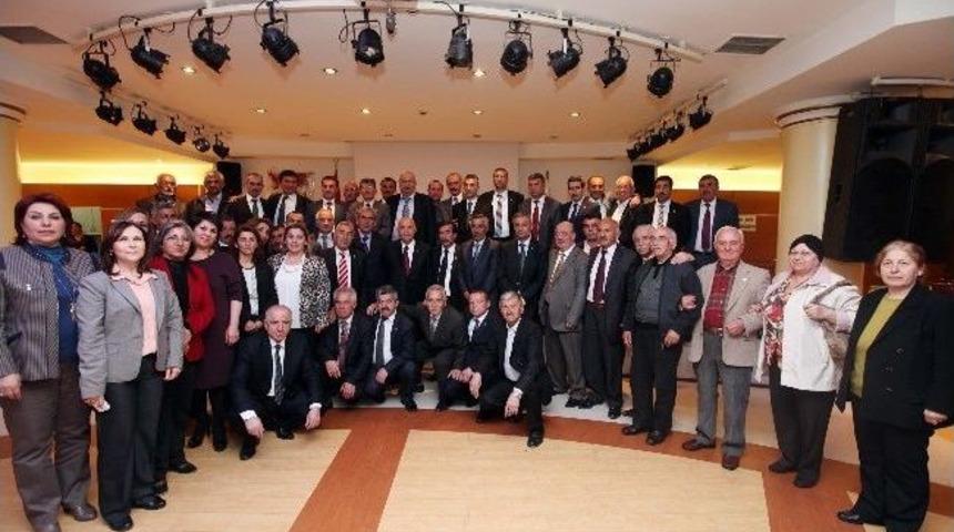 Yaşar Muhtarlarla Buluştu