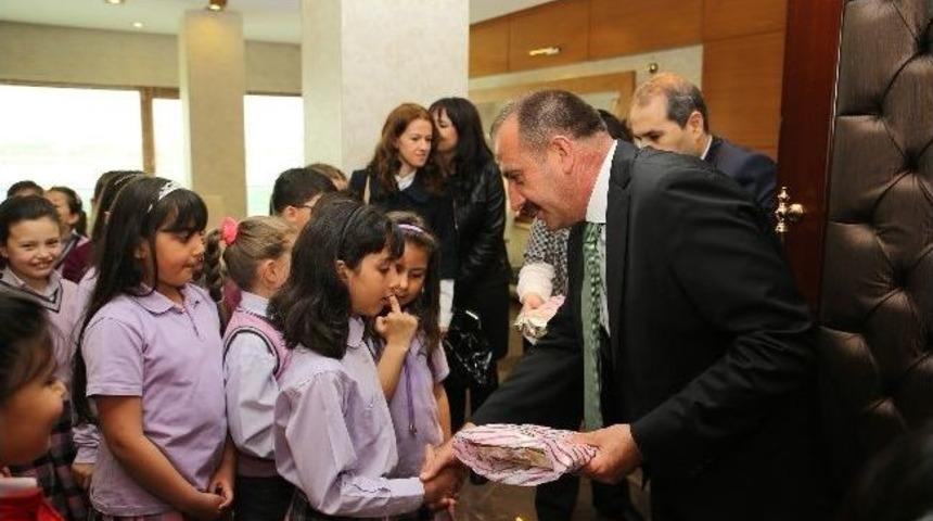Başkan Duruay, Minik Misafirlerini Ağırladı