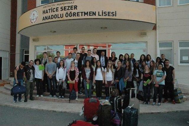 Belçikalı Öğrenciler Manavgat'ta