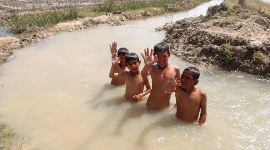 (&ouml;zel Haber) Bu &Ccedil;ocukların Bayramı Yok