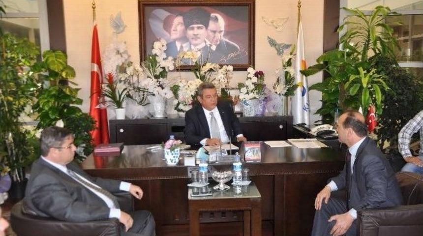 Mhp İl&ccedil;e Y&ouml;netiminden, Başkan Kayalı&rsquo;ya Ziyaret