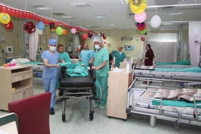 Erzurum Bölge Eğitim Ve Araştırma Hastanesin’de 23 Nisan Coşkusu