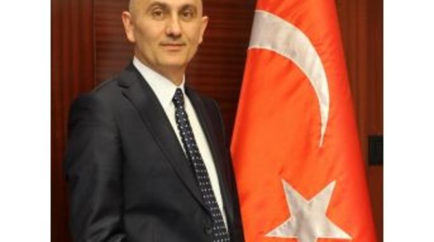 Hk&uuml; Rekt&ouml;r&uuml; Prof. Dr. Tamer Yılmaz&rsquo;ın &ldquo;23 Nisan Mesajı&rdquo;