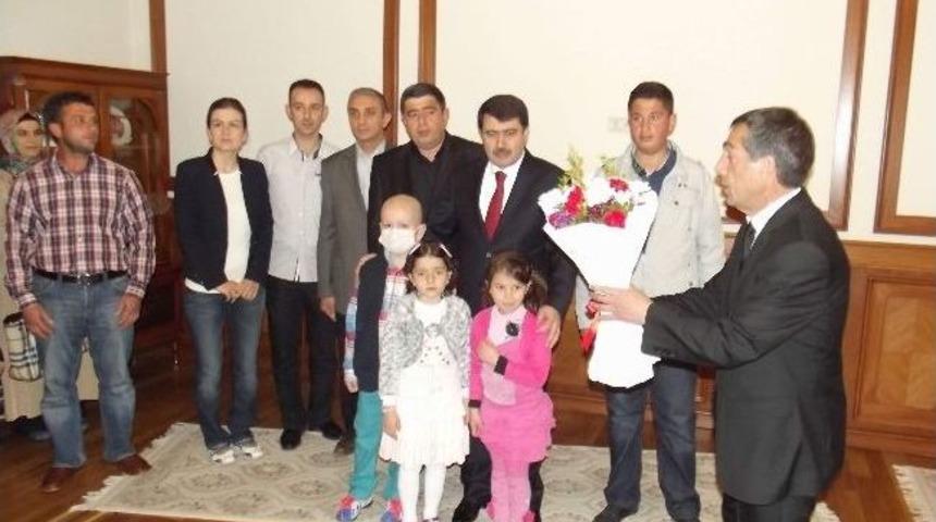L&ouml;semili &Ccedil;ocuklar Ve Aileleri Vali Vasip Şahin&rsquo;i Ziyaret Etti