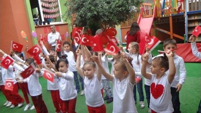 Neşe Erberk Bornova Anaokulu’nda 23 Nisan Coşkusu