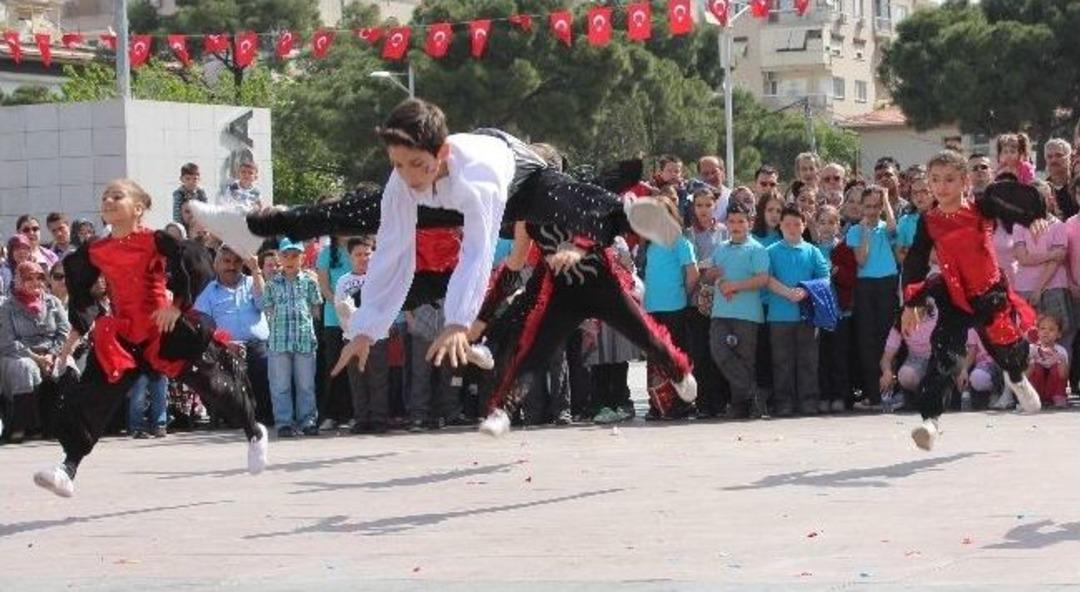 23 Nisan Coşkusu Manisa&rsquo;da Da Yaşandı
