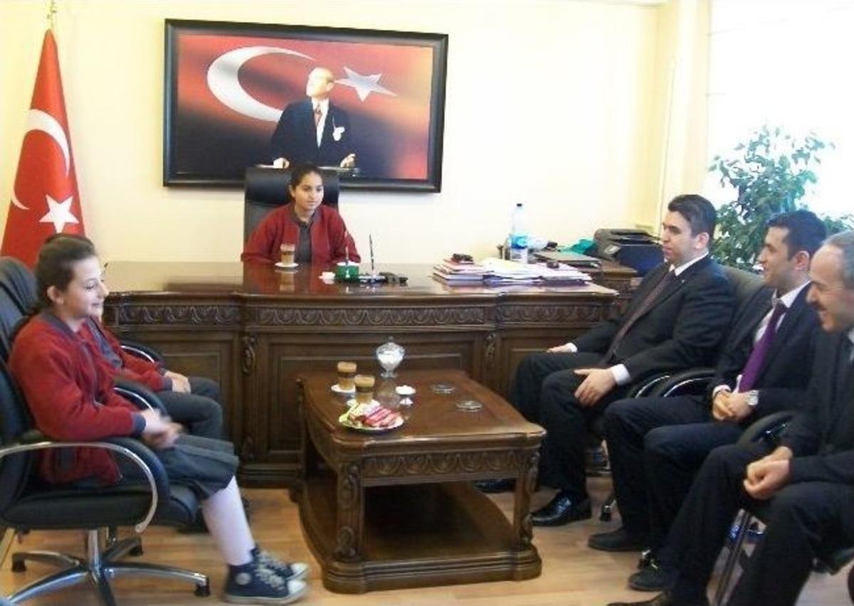 Narman&rsquo;da 23 Nisan Ulusal Egemenlik Ve &Ccedil;ocuk Bayramı Coşkuyla Kutlandı