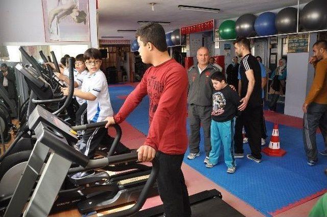 Nazilli’de Spor Merkezi Otistik Ve Engelli Çocuklara Kapısını Açtı
