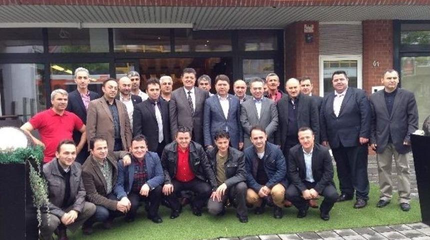 Dayanışma Gecesi D&uuml;zenledi