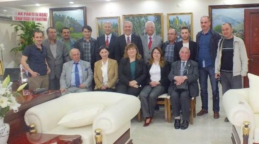 Cemiyet'ten Başkan Sara&ccedil;oğlu'na Tebrik Ziyareti