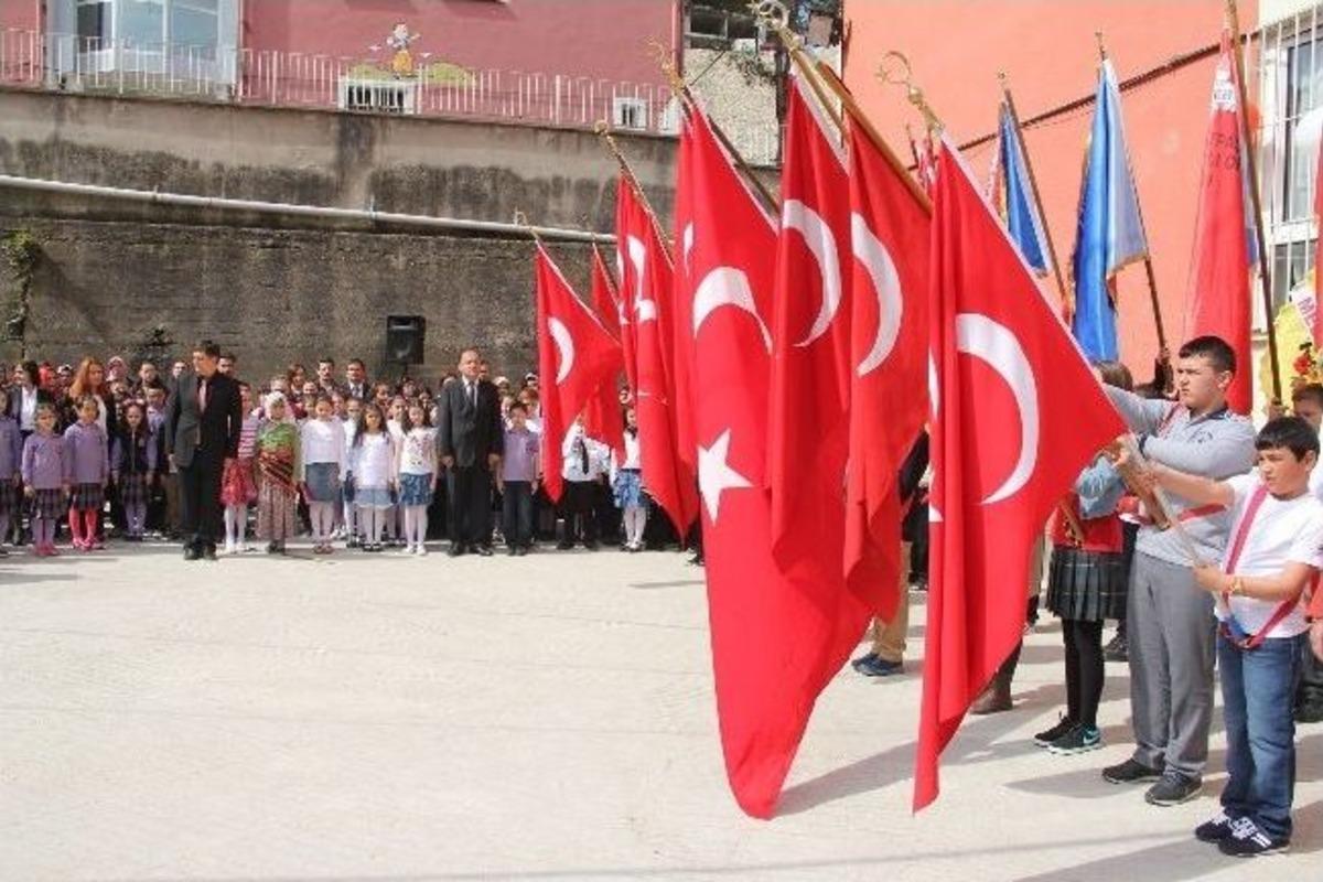 Giresun&rsquo;da 23 Nisan Coşkusu