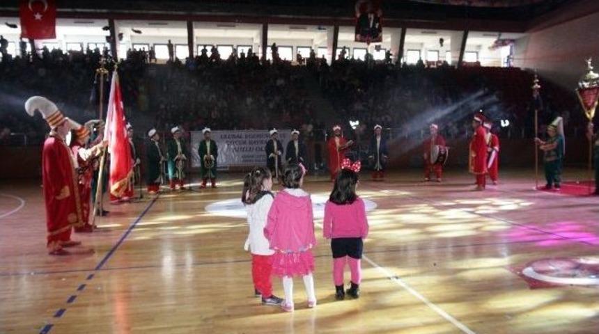 Ordu&rsquo;da Veliler Eğlendi, K&uuml;&ccedil;&uuml;kler Seyretti