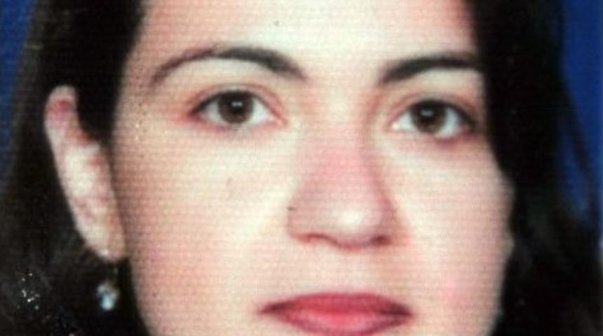 Eşini Ve Kızını &Ouml;ld&uuml;ren Zanlı Adliyeye Sevk Edildi