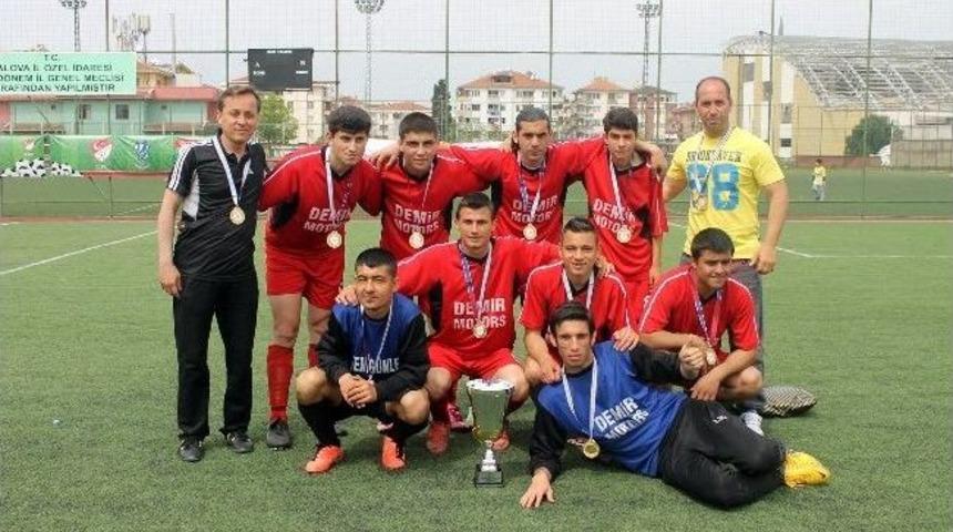 &Ouml;zellerde T&uuml;rkiye Şampiyonu İzmir Hasan Tahsin Spor Kul&uuml;b&uuml; Oldu