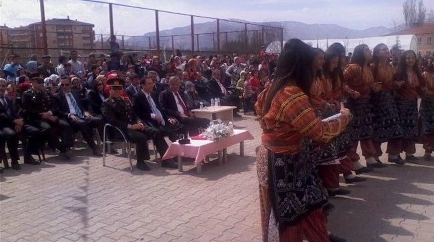 Doğanşehir&rsquo;de 23 Nisan Coşkusu