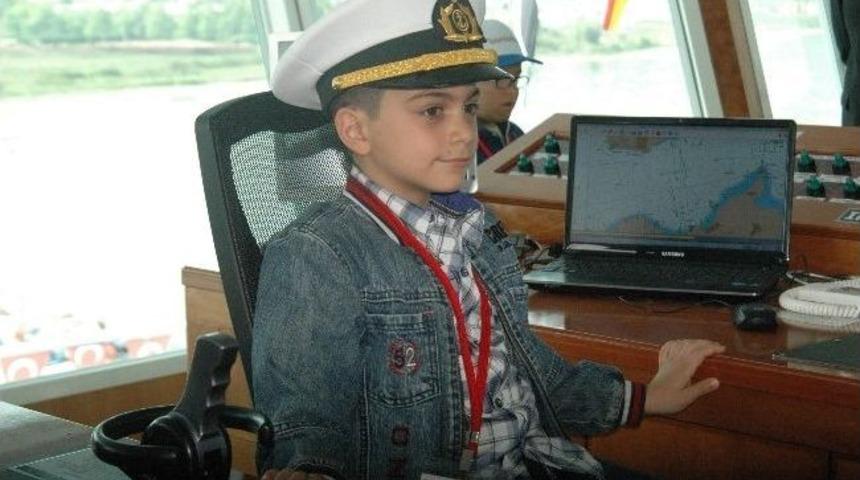 &Ccedil;ocuklara Deniz Yolculuğunda S&uuml;rpriz