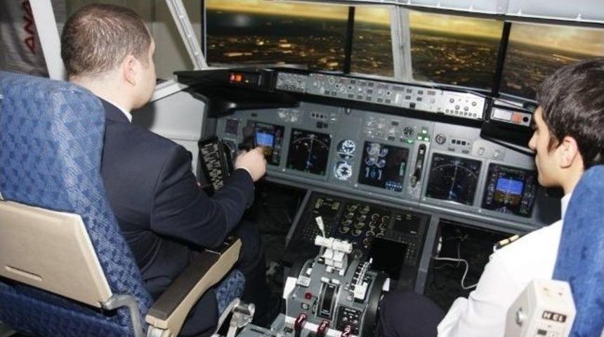 K&uuml;&ccedil;&uuml;k Pilotların B&uuml;y&uuml;k U&ccedil;uşu