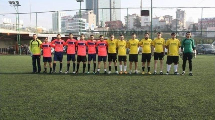 İstanbul'daki Kargılılar Turnuvada Buluşuyor