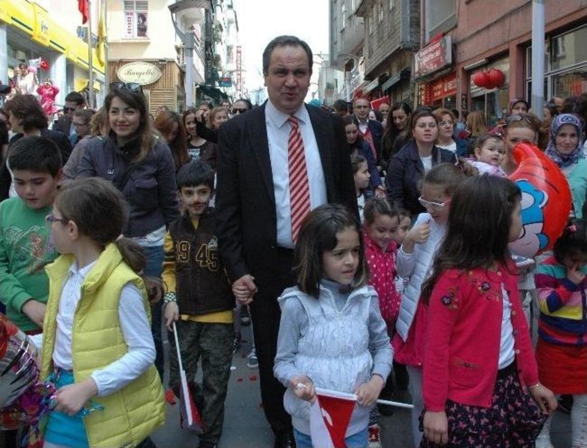 Giresun Belediyesinden &Ccedil;ocuk Şenliği